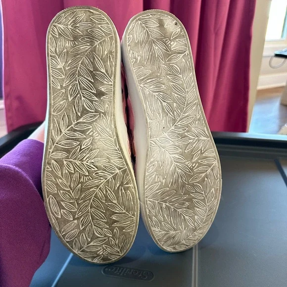 EUC 8 Lilly Pulitzer Julie sneaker slip on canvas pink cheetah leopard animal - Picture 3 of 4